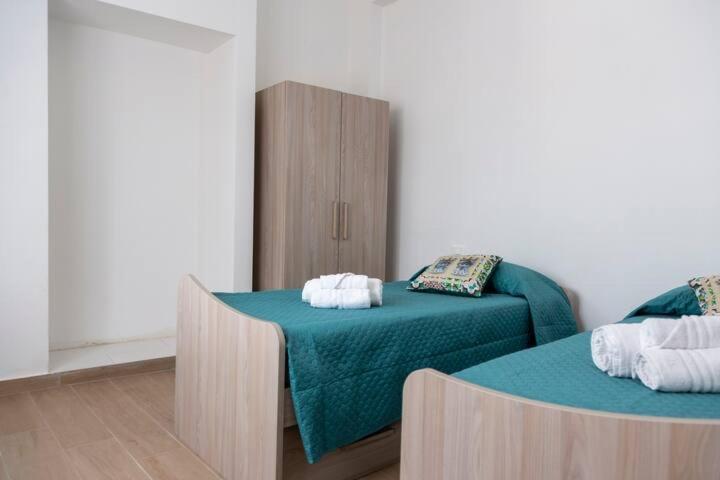 Casa Ferrante Hotel Чинизи Екстериор снимка