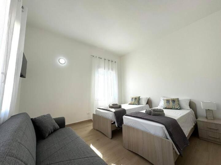 Casa Ferrante Hotel Чинизи Екстериор снимка