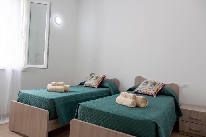 Casa Ferrante Hotel Чинизи Екстериор снимка