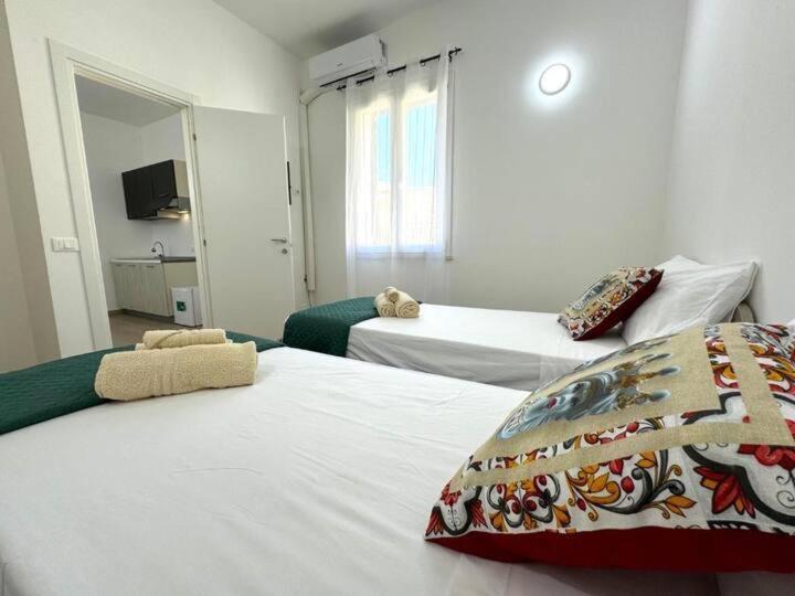 Casa Ferrante Hotel Чинизи Екстериор снимка