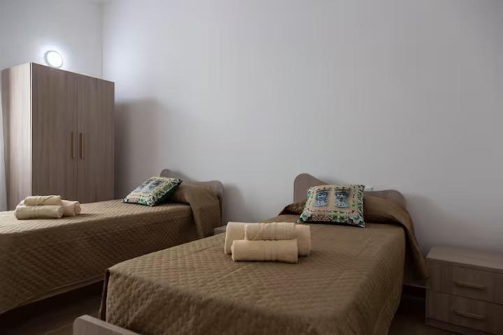 Casa Ferrante Hotel Чинизи Екстериор снимка