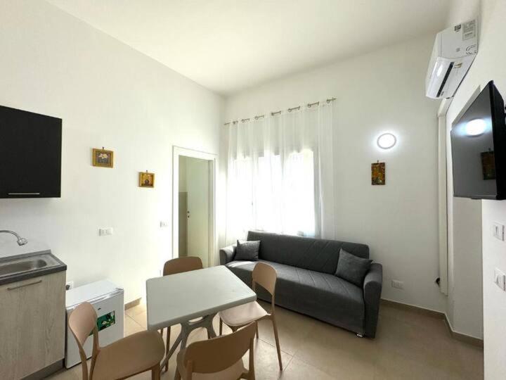 Casa Ferrante Hotel Чинизи Екстериор снимка
