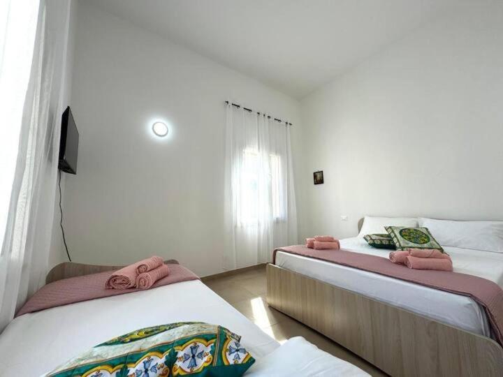 Casa Ferrante Hotel Чинизи Екстериор снимка