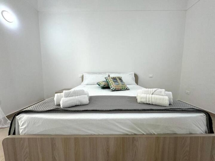 Casa Ferrante Hotel Чинизи Екстериор снимка